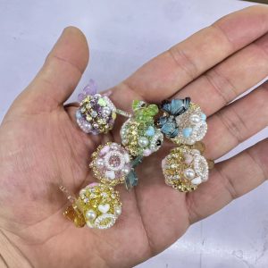 diy clay mud rhinestone beads (14)