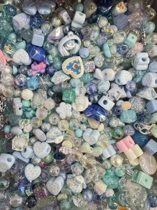 mixed color & style acrylic diy beads