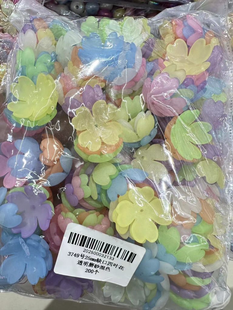 Wholesale Mixed-Color Petal Accessories in Bulk Packs