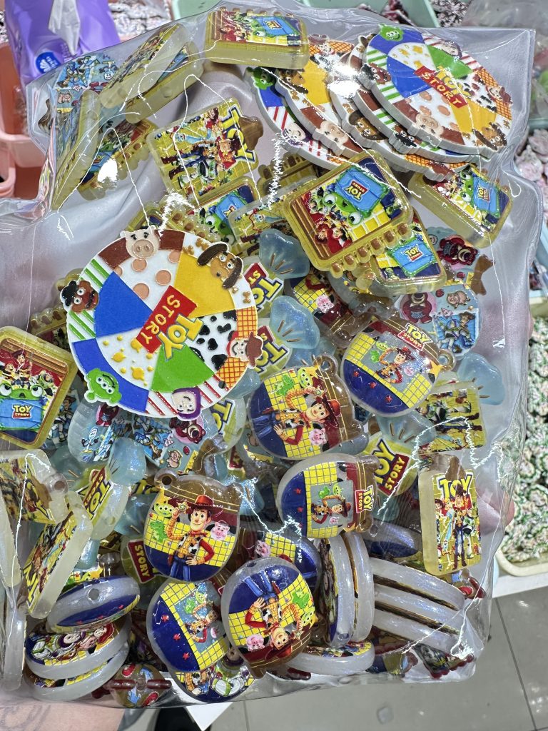 1 Pack of 100 DIY Charms