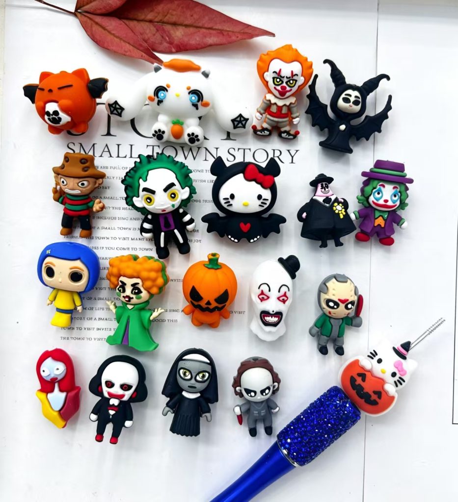 (A-104) 50Pcs Mixed 3D Halloween Silicone DIY Charms