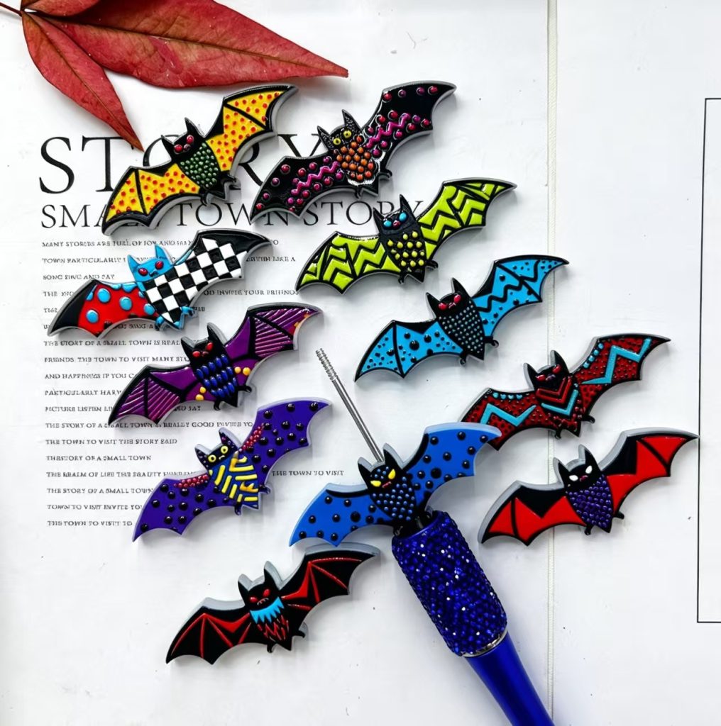 B-13 100 DIY Halloween Items