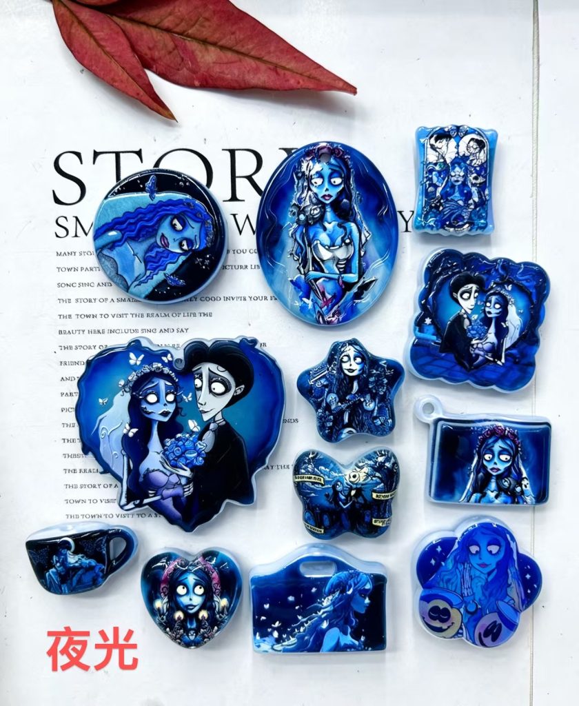 B-08 100 DIY Halloween Glow-in-the-Dark Items