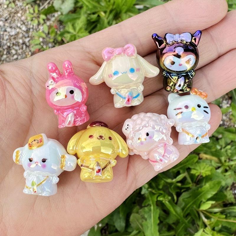 25mm Sanrio Cartoon 3D Resin Beads with Vertical Holes for DIY Jewelry Making, 100PCS