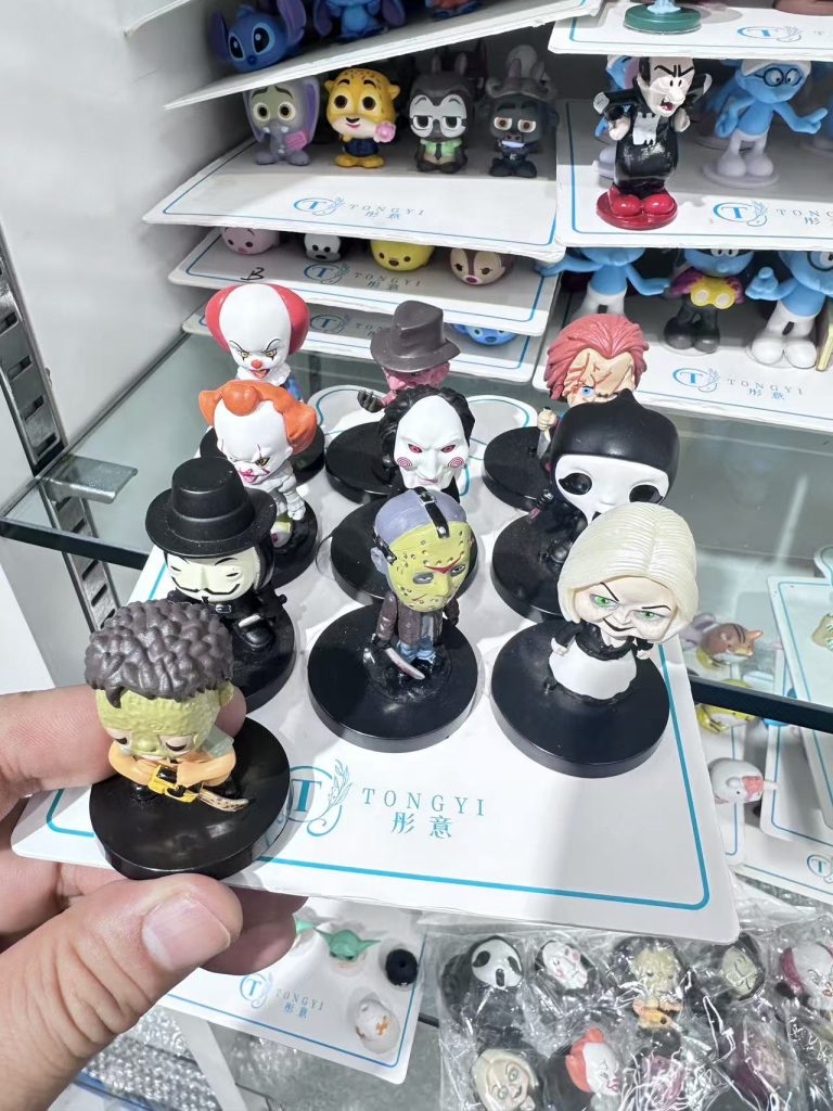 A-160 Halloween Dolls